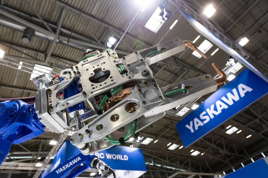 Yaskawa auf der Euroblech Energieeinsparungen und Punktschweißroboter im Fokus